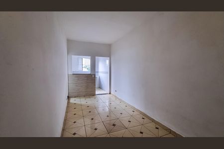 Sala de casa para alugar com 1 quarto, 50m² em Parque Industrial das Oliveiras, Taboão da Serra