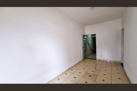Sala de casa para alugar com 1 quarto, 50m² em Parque Industrial das Oliveiras, Taboão da Serra