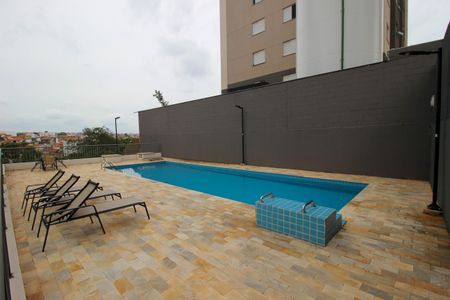 Apartamento para alugar com 43m², 2 quartos e 1 vaga Apartamento para alugar com 43m², 2 quartos e 1 vagaÁrea comum - Piscina