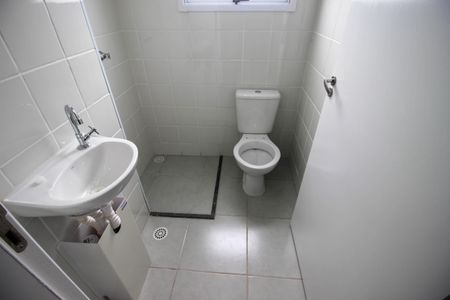 Apartamento para alugar com 43m², 2 quartos e 1 vaga Apartamento para alugar com 43m², 2 quartos e 1 vagaBanheiro