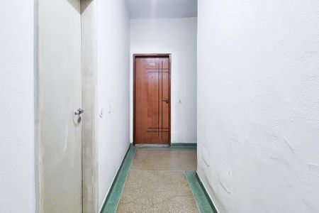 Apartamento à venda com 75m², 2 quartos e sem vaga Apartamento à venda com 75m², 2 quartos e sem vagaCorredor