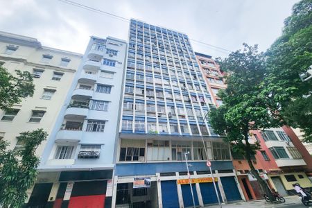 Apartamento à venda com 75m², 2 quartos e sem vaga Apartamento à venda com 75m², 2 quartos e sem vagaFachada