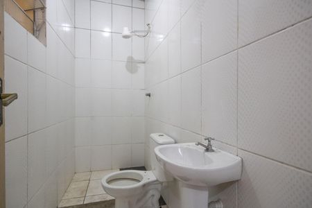 Banheiro Social de casa para alugar com 1 quarto, 40m² em Santa Maria, Osasco