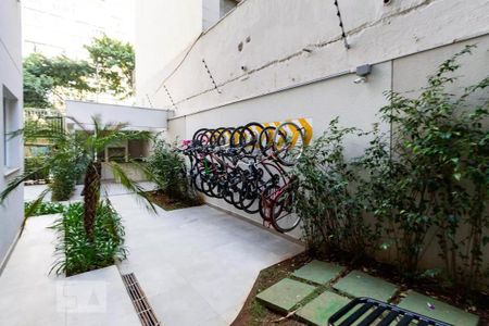 Apartamento para alugar com 28m², 1 quarto e sem vaga Apartamento para alugar com 28m², 1 quarto e sem vagaÁrea comum - Bicicletário