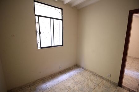 Quarto 2 de apartamento à venda com 2 quartos, 55m² em Granja Lempp, Contagem