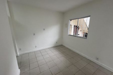 Quarto de kitnet/studio para alugar com 1 quarto, 50m² em Jardim Carioca, Rio de Janeiro