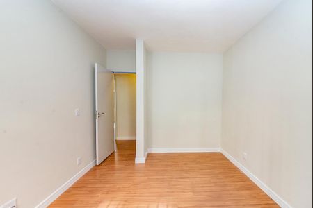 Apartamento à venda com 90m², 3 quartos e 1 vaga Apartamento à venda com 90m², 3 quartos e 1 vagaQuarto 3