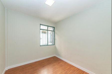 Apartamento à venda com 90m², 3 quartos e 1 vaga Apartamento à venda com 90m², 3 quartos e 1 vagaQuarto 2