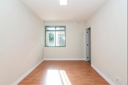 Apartamento à venda com 90m², 3 quartos e 1 vaga Apartamento à venda com 90m², 3 quartos e 1 vagaSuíte