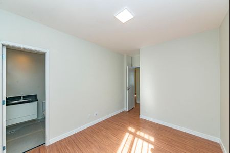 Apartamento à venda com 90m², 3 quartos e 1 vaga Apartamento à venda com 90m², 3 quartos e 1 vagaSuíte