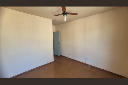 Sala de apartamento à venda com 2 quartos, 48m² em Irajá, Rio de Janeiro