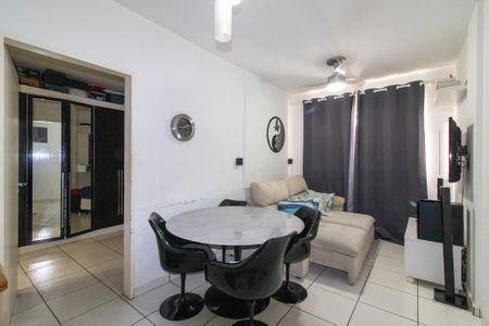 Sala de apartamento para alugar com 1 quarto, 57m² em Vila Itapura, Campinas