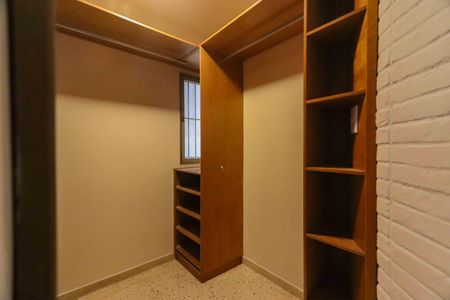 Closet Quarto de apartamento para alugar com 1 quarto, 78m² em Vila Pirajussara, São Paulo