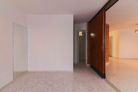 Quarto  de apartamento para alugar com 1 quarto, 75m² em Vila Pirajussara, São Paulo