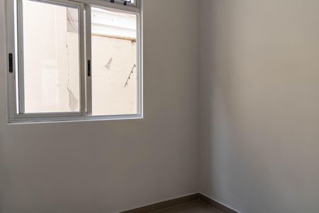 Quarto 2 de apartamento para alugar com 2 quartos, 56m² em Camargos, Belo Horizonte