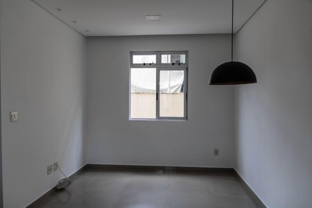 Sala de apartamento para alugar com 2 quartos, 56m² em Camargos, Belo Horizonte
