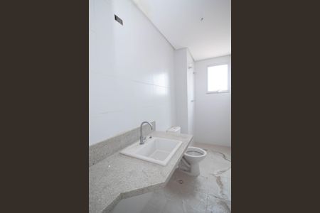 Apartamento à venda com 66m², 2 quartos e 1 vagaBanheiro Social