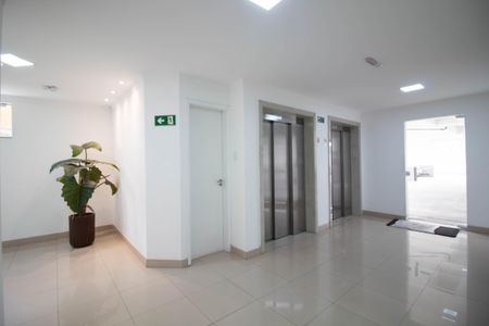 Apartamento à venda com 66m², 2 quartos e 1 vagaHall social