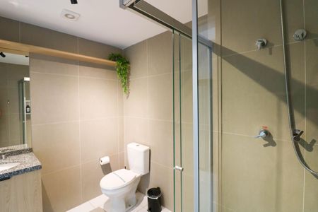 Banheiro de kitnet/studio à venda com 1 quarto, 29m² em Brooklin, São Paulo