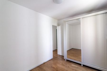 Apartamento à venda com 68m², 3 quartos e 1 vagaQuarto 2
