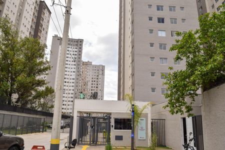 Apartamento para alugar com 43m², 2 quartos e sem vagaFachada
