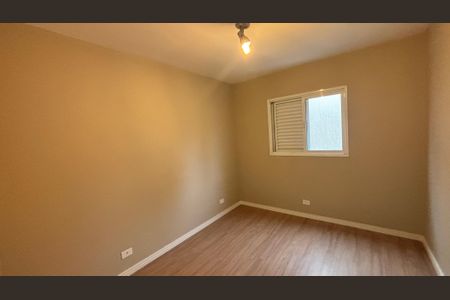 Casa de condomínio à venda com 144m², 4 quartos e 3 vagasQuarto 3