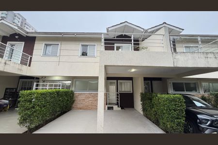 Casa de condomínio à venda com 144m², 4 quartos e 3 vagasFachada