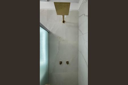 Casa de condomínio à venda com 144m², 4 quartos e 3 vagasBanheiro da Suíte