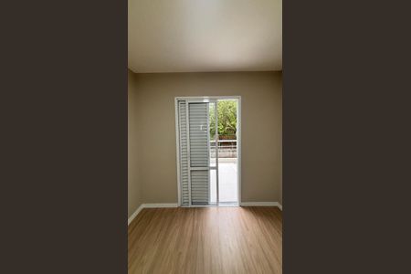 Casa de condomínio à venda com 144m², 4 quartos e 3 vagasSuite Varanda