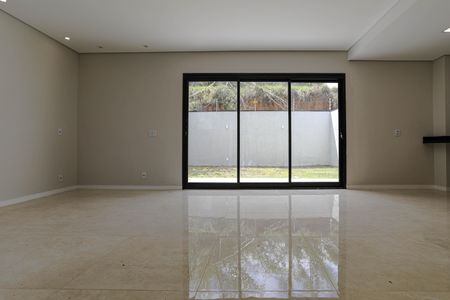 Sala de casa para alugar com 3 quartos, 123m² em Jardim Nathalie, Mogi das Cruzes