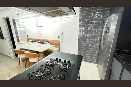 Apartamento à venda com 2 quartos, 64m² em Vila Gilda, Santo André