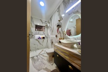 Casa à venda com 3 quartos, 279m² em Jardim Ipanema, Santo André