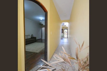 Casa à venda com 3 quartos, 225m² em Vila Homero Thon, Santo André