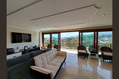 Casa de Condomínio à venda com 6 quartos, 600m² em Anil, Rio de Janeiro