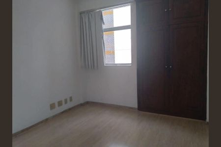 Quarto de apartamento para alugar com 2 quartos, 70m² em Santa Efigênia, Belo Horizonte