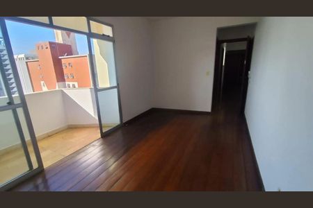 Sala de apartamento para alugar com 2 quartos, 70m² em Santa Efigênia, Belo Horizonte