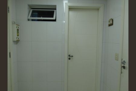 Apartamento à venda com 225m², 3 quartos e 3 vagasÁrea de Serviço - Dispensa