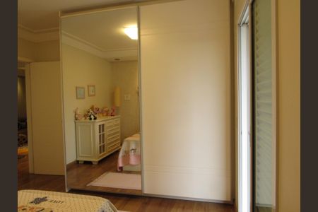 Apartamento à venda com 225m², 3 quartos e 3 vagasSuíte 1