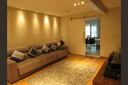 Apartamento à venda com 225m², 3 quartos e 3 vagasSala de Televisão