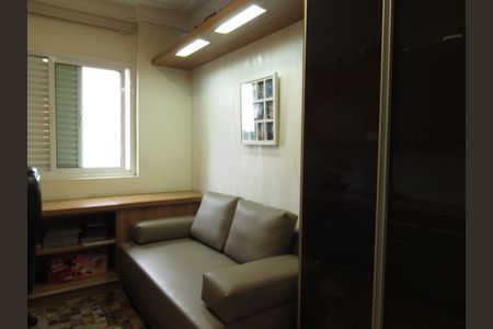 Apartamento à venda com 225m², 3 quartos e 3 vagasEscritório