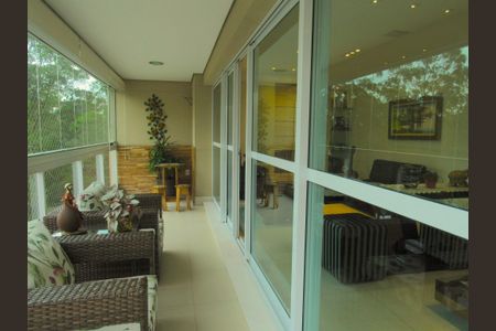 Varanda de apartamento à venda com 3 quartos, 225m² em Umuarama, Osasco