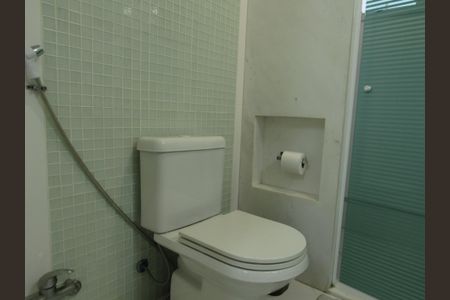 Apartamento à venda com 225m², 3 quartos e 3 vagasBanheiro da Suíte Principal