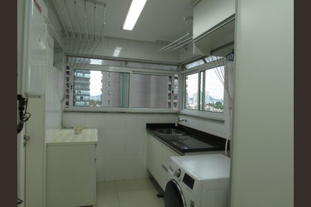 Apartamento à venda com 225m², 3 quartos e 3 vagasÁrea de Serviço - Dispensa