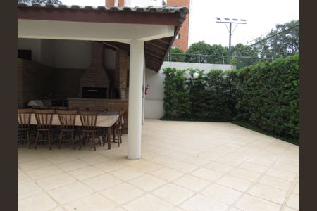 Apartamento à venda com 225m², 3 quartos e 3 vagasÁrea comum - Churrasqueira