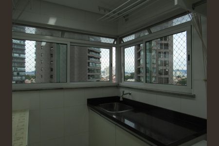 Apartamento à venda com 225m², 3 quartos e 3 vagasÁrea de Serviço - Dispensa