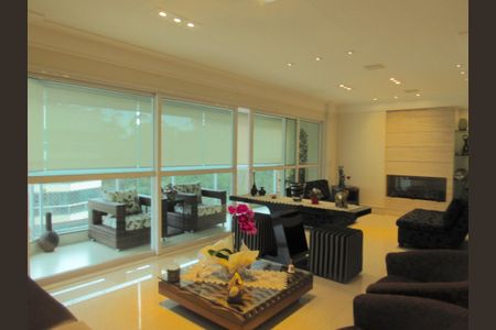 Sala Principal de apartamento à venda com 3 quartos, 225m² em Umuarama, Osasco