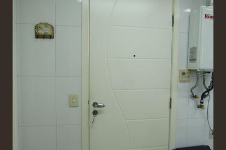 Apartamento à venda com 225m², 3 quartos e 3 vagasÁrea de Serviço - Saída de Serviço