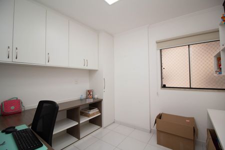 Apartamento à venda com 190m², 3 quartos e 3 vagasEscritório