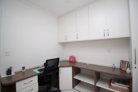 Apartamento à venda com 190m², 3 quartos e 3 vagasEscritório