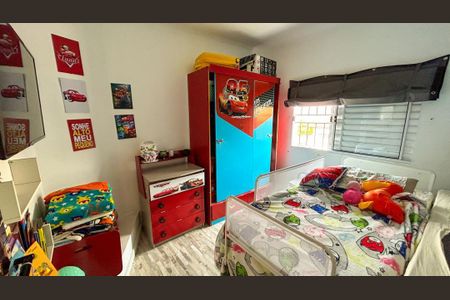 Casa à venda com 2 quartos, 153m² em Jardim Las Vegas, Santo André